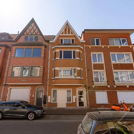 Apartment Huswell - Modern Family Flat Steps From The Sea Knokke-Heist