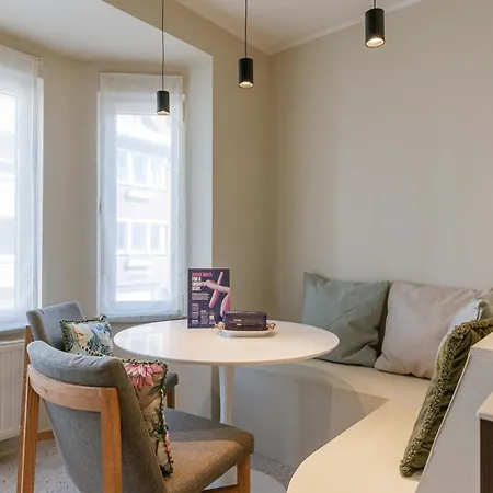 Apartment Huswell - Modern Family Flat Steps From The Sea *
