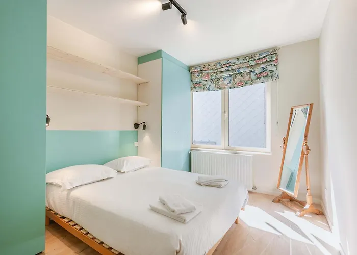 Apartment Casiola - Modern Family Flat Steps From The Sea *