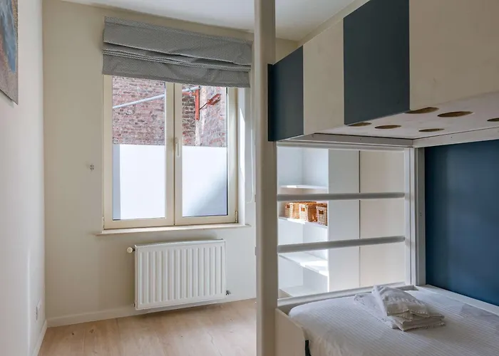 Casiola - Modern Family Flat Steps From The Sea * Knokke-Heist