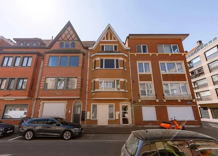 Casiola - Modern Family Flat Steps From The Sea